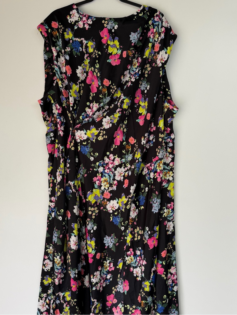 Asos Black Floral Twist-Waist Sleeveless Midi Dress - Picture 2 of 6